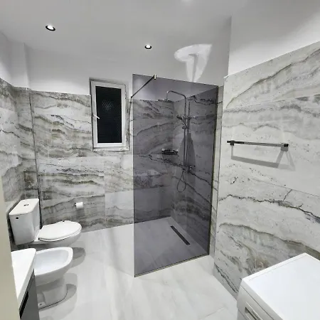 Apartamento Noel Centre 2 *